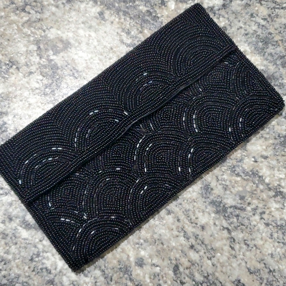 VINTAGE 1960s Beaded Clutch